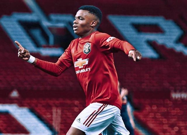  切尔西青春风暴席卷埃弗顿，U23小将包办两球  