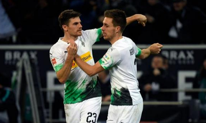  德甲黑马横空出世，升班马领跑半程榜单  