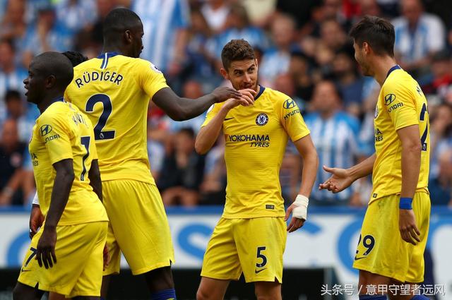  切尔西新帅首秀失利，布莱顿爆冷登顶积分榜  